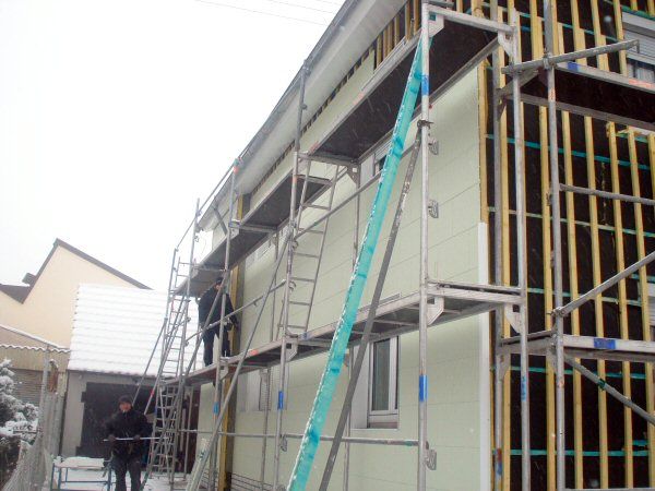 Anbau mit Isolierung der Zierer Putzstrukturfassade
